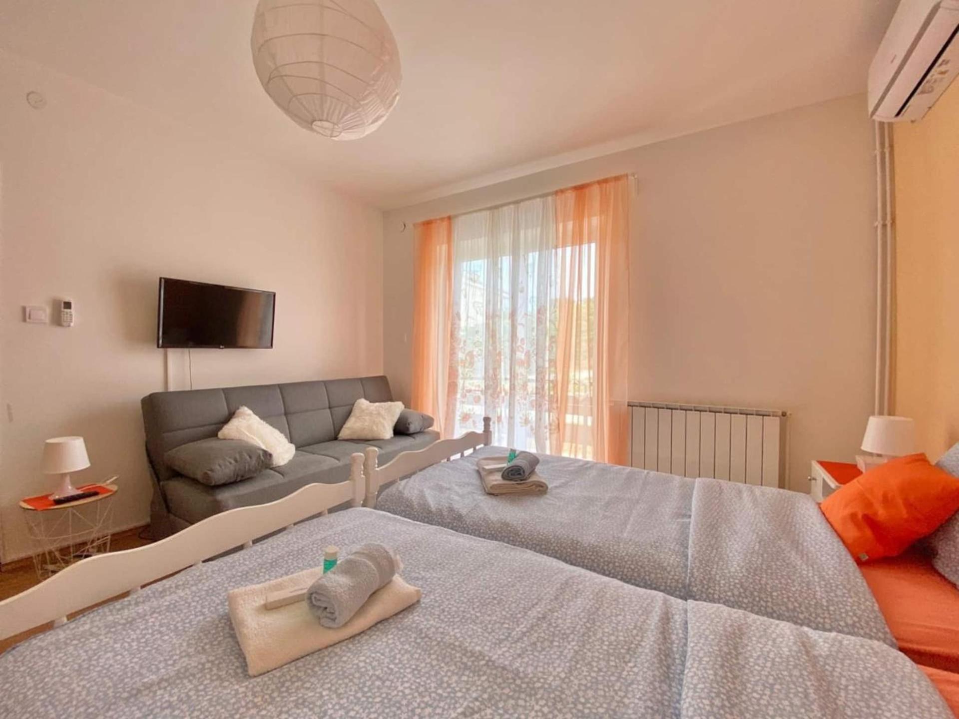 Apartments Xenia Krk كرك المظهر الخارجي الصورة