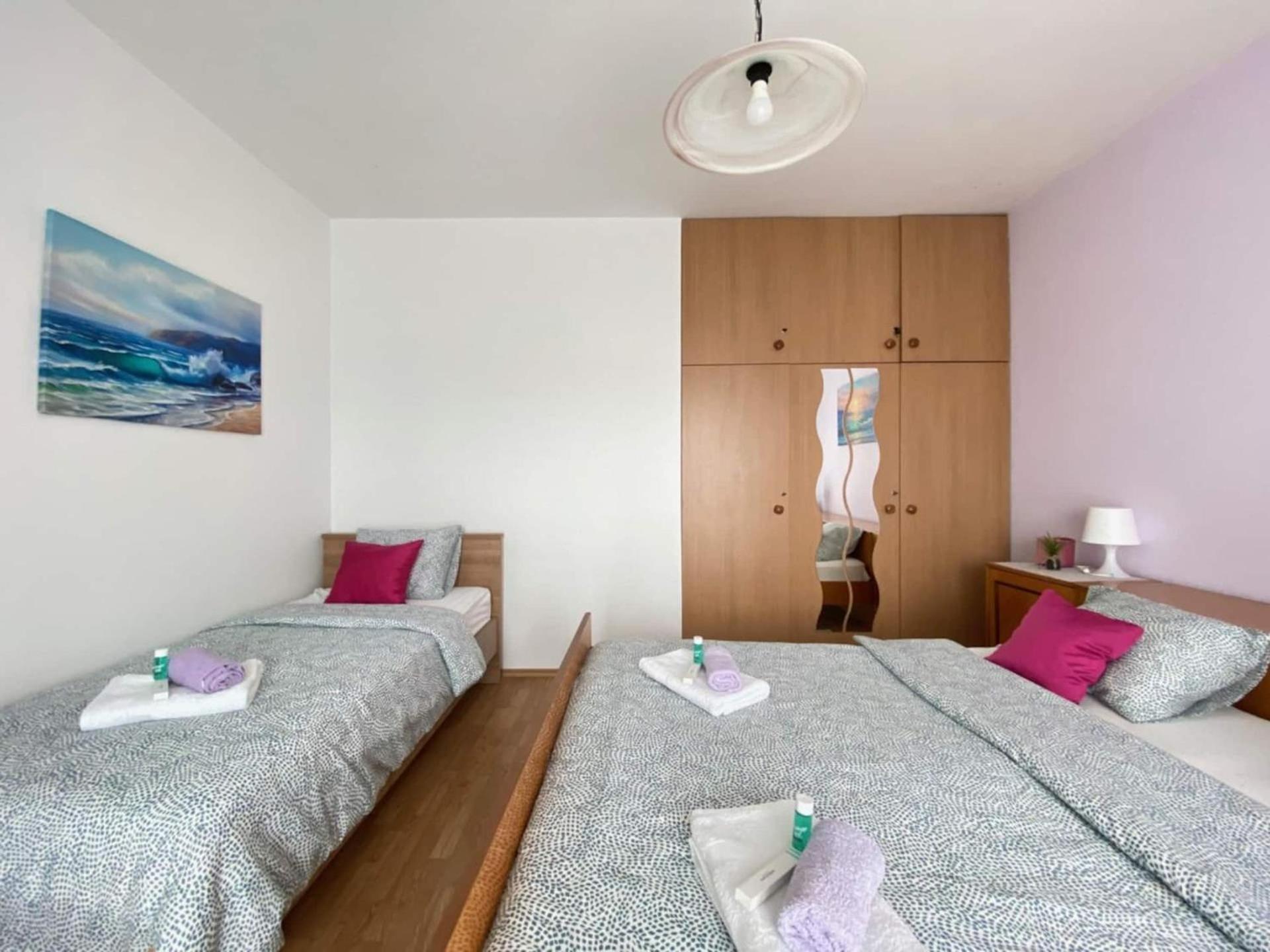 Apartments Xenia Krk كرك المظهر الخارجي الصورة